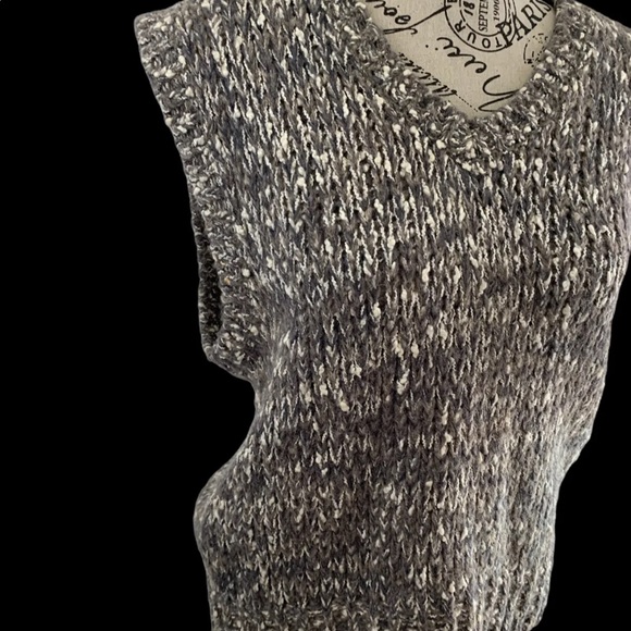 * rrrrruss women’s large wool - Picture 3 of 9